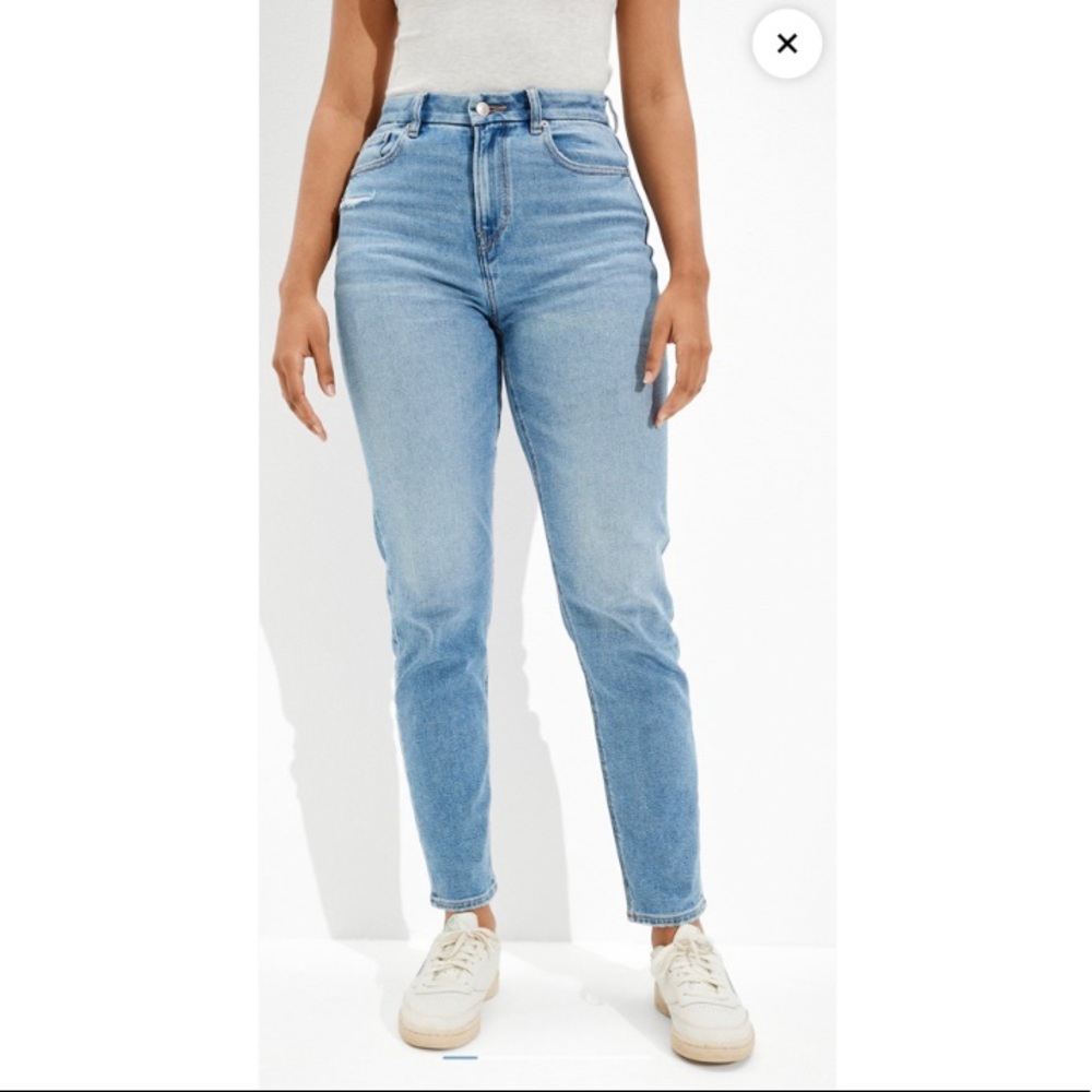 American Eagle Mom Jeans